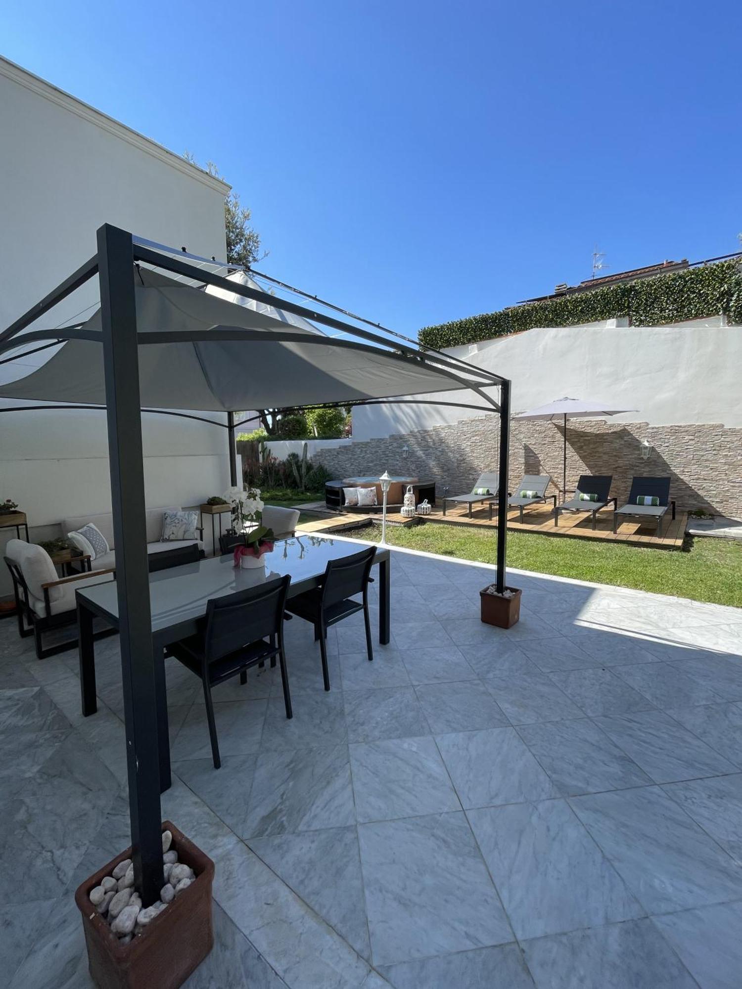 Villa Bianca A Few Steps By The Sea With Exclusive Garden & Jacuzzi Λιβόρνο Εξωτερικό φωτογραφία
