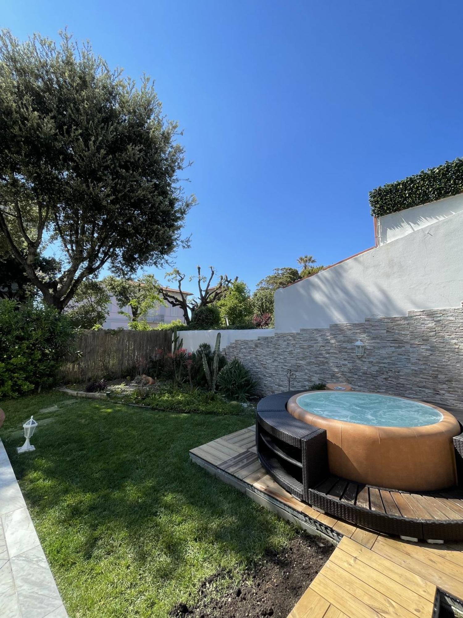 Villa Bianca A Few Steps By The Sea With Exclusive Garden & Jacuzzi Λιβόρνο Εξωτερικό φωτογραφία